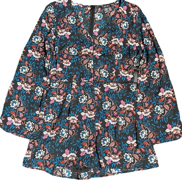 Lovely floral romper by Timing - Picture 1 of 5